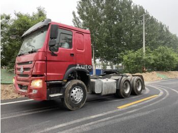 Tractor unit SINOTRUK HOWO