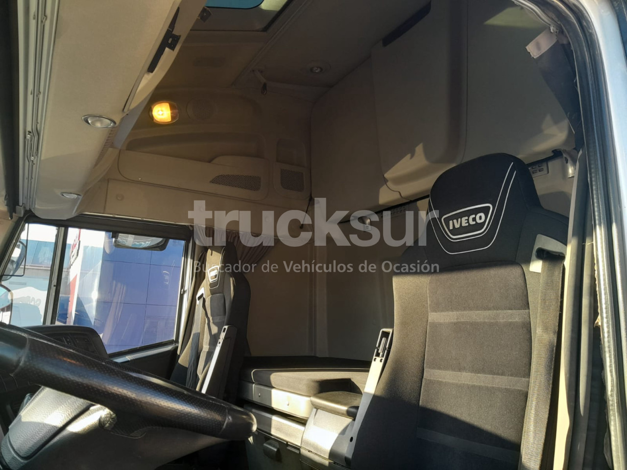 Tractor unit IVECO STRALIS 510: picture 6