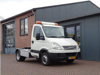 Tractor unit IVECO Daily
