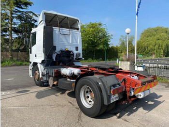 Tractor unit Iveco Eurotech 440.40 MANUAL ZF GEARBOX: picture 4