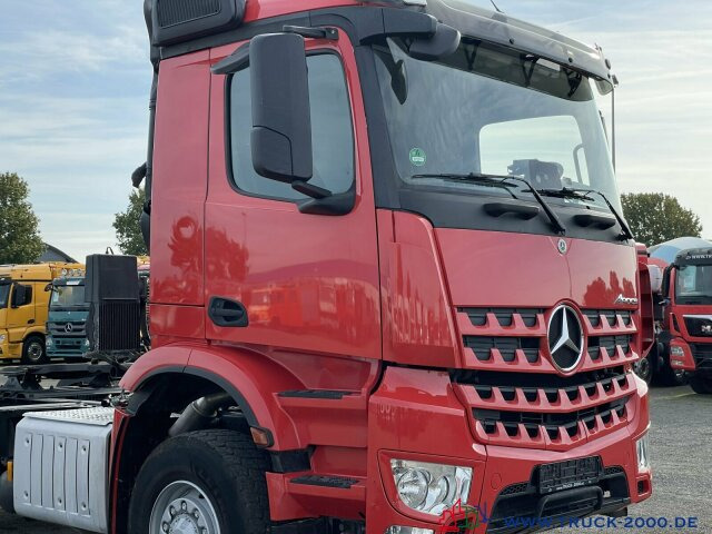 Tractor unit Mercedes-Benz Arocs 2051 4x4 HAD Kipphydraulik 1. Hand Klima: picture 6