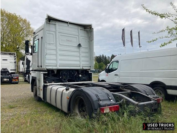 Renault Trucks Magnum - Tractor unit: picture 4