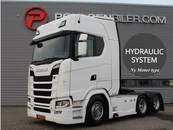 Tractor unit Scania S580 6x2 2950mm
