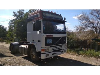 Tractor unit VOLVO F12 400