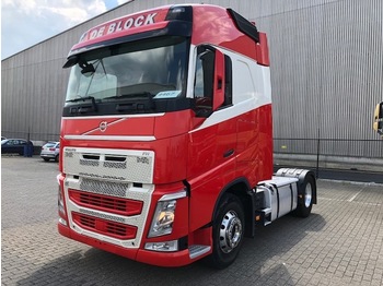 Tractor unit VOLVO FH460