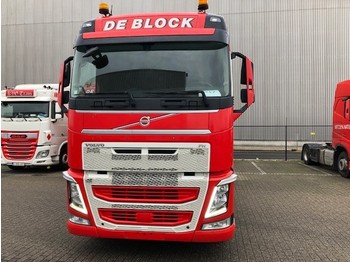Tractor unit VOLVO FH500