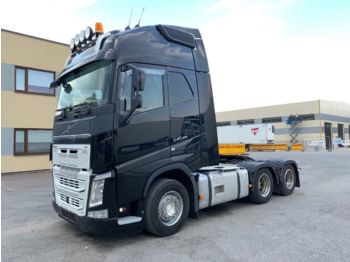 Tractor unit VOLVO FH540