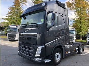 Tractor unit VOLVO FH540
