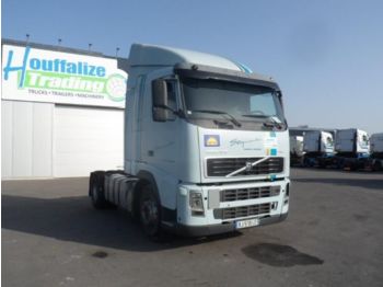 Tractor unit Volvo FH12 420