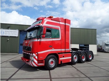 Tractor unit Volvo FH16 / 660 8x4 Heavy Haulage Tractor: picture 1