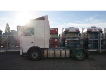 Tractor unit Volvo FH420 GLOBETROTTER XL EURO5 I-SHIFT