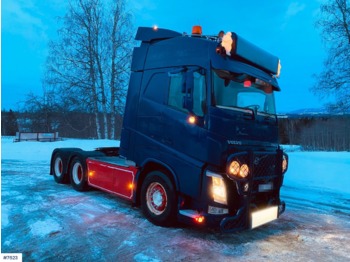 Tractor unit Volvo FH540: picture 1