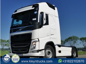 Tractor unit Volvo FH 460