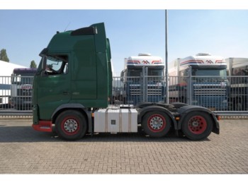 Tractor unit Volvo FH 460 6X2 GLOBETROTTER XL: picture 1