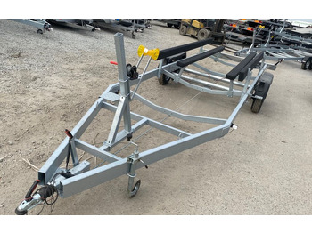  Boro PRZYCZEPA PODŁODZIOWA STYL AMERYKAŃSKI 7,30m - Boat trailer