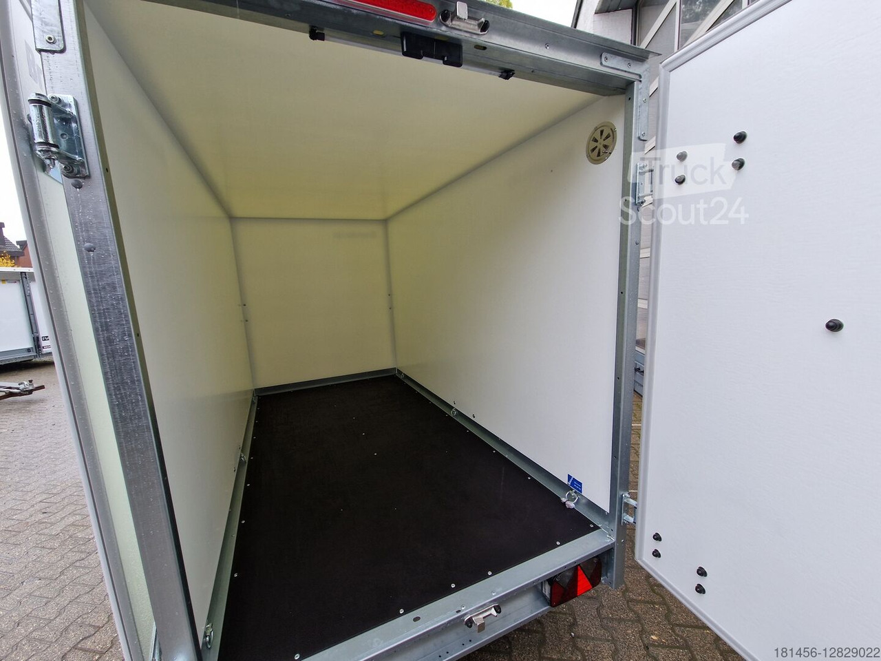 New Car trailer Brenderup Cargo Dynamic CD 260 UB Kofferanhänger 260x130x150cm Hecktüren direkt verfügbar: picture 6