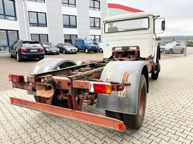 Cab chassis truck 150-16 4x2 150-16 4x2 Dachluke: picture 10