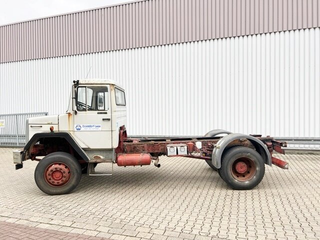 Cab chassis truck 150-16 4x2 150-16 4x2 Dachluke: picture 13