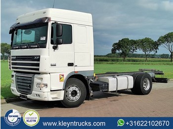 Cab chassis truck DAF XF 105.460 manual gearbox