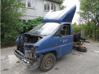 Hyundai H1 FAHRGESTELL  - Cab chassis truck