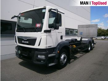 Cab chassis truck MAN TGM 26.340 6X2-4 BL