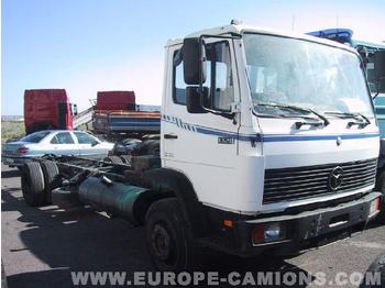 MERCEDES 1320 - Cab chassis truck