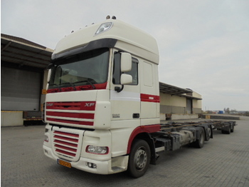 Container transporter/ swap body truck DAF XF105-410