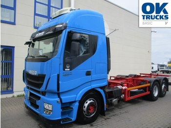 Container transporter/ swap body truck Iveco Stralis AS260S46Y/FPCM