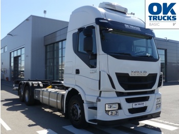Container transporter/ swap body truck Iveco Stralis AS260S46Y/FP CM