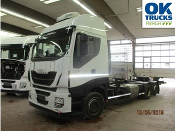 Container transporter/ swap body truck Iveco Stralis AS260S48Y/FPCM