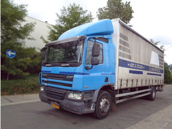 Curtainsider truck DAF CF65-220