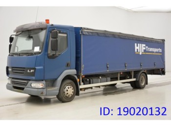 Curtainsider truck DAF LF45.160