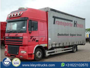 Curtainsider truck DAF XF 95.430 superspacecab 4x2