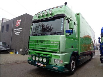 Box truck DAF 95 XF 380 SuperSpacecab E2 Full options: picture 1