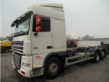 Container transporter/ Swap body truck DAF XF105.460 SC, EEV, BDF: picture 1