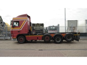 Container transporter/ Swap body truck DAF XF 105.510 8X2 CONTAINER TRANSPORT MANUAL GEARBOX: picture 1
