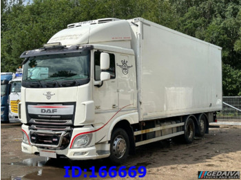 Refrigerated truck DAF XF 106 460