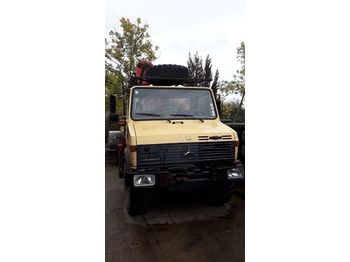 Flatbed truck Mercedes Unimog U1250