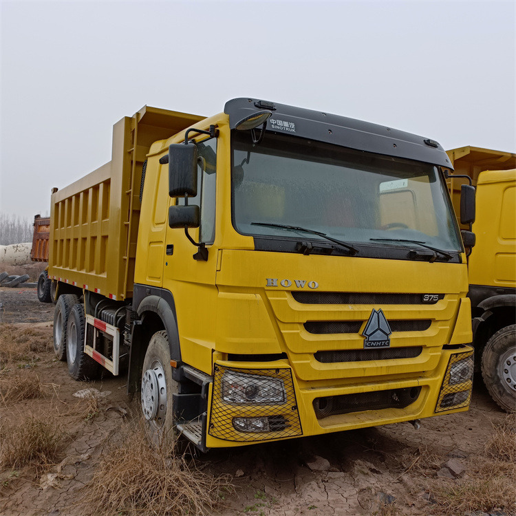 Tipper HOWO HOWO 6x4 375 -Yellow: picture 10