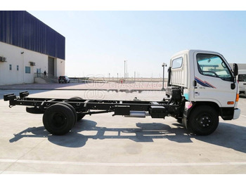 New Cab chassis truck Hyundai HD72: picture 4