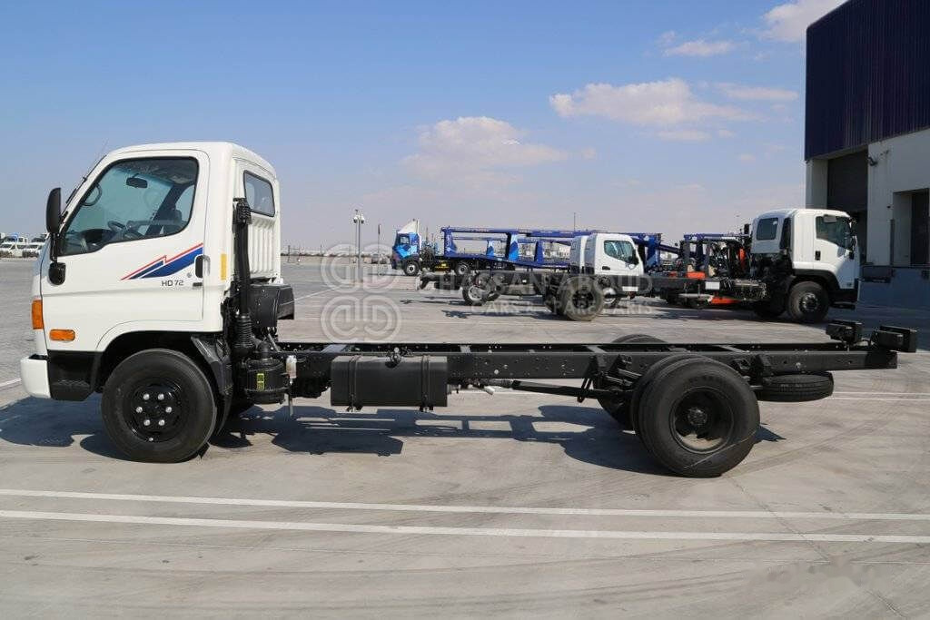 New Cab chassis truck Hyundai HD72: picture 3