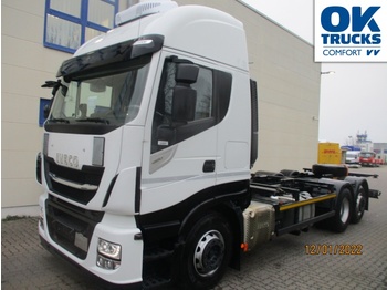 Container transporter/ Swap body truck IVECO Stralis AS260S48Y/FP CM: picture 1