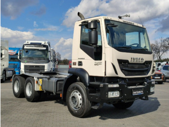 Cab chassis truck IVECO Trakker