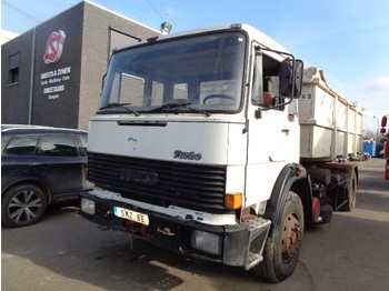 Container transporter/ Swap body truck Iveco 190.26: picture 1