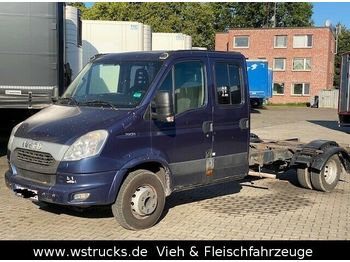 Cab chassis truck Iveco 70C21 Doppelkabine Fahrgestell  AHK: picture 1