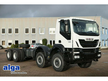 New Cab chassis truck Iveco AD410T38H 8x4, Chassis, Kabine: picture 1