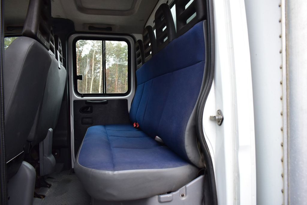 Box truck Iveco DAILY 4x4 DOKA OFF ROAD CAMPER: picture 12