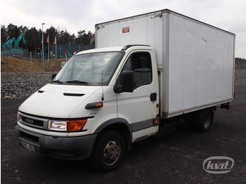 Box truck Iveco Daily 35 2.8 TDI (125hk) 4x2 Skåp (bg-lyft) -02: picture 1