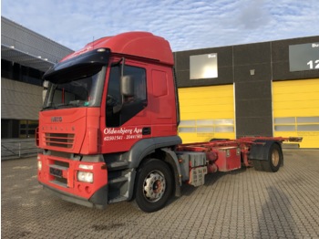 Container transporter/ Swap body truck Iveco Stralis AT190S35: picture 1