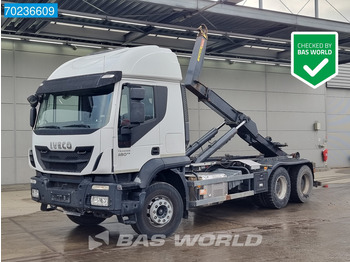 Hook lift truck IVECO Trakker